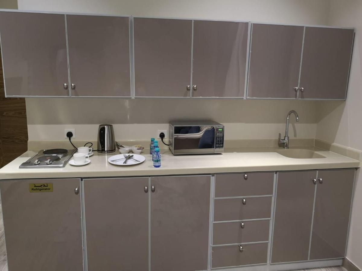 Makarem Hotel Apartments Rijád Kültér fotó