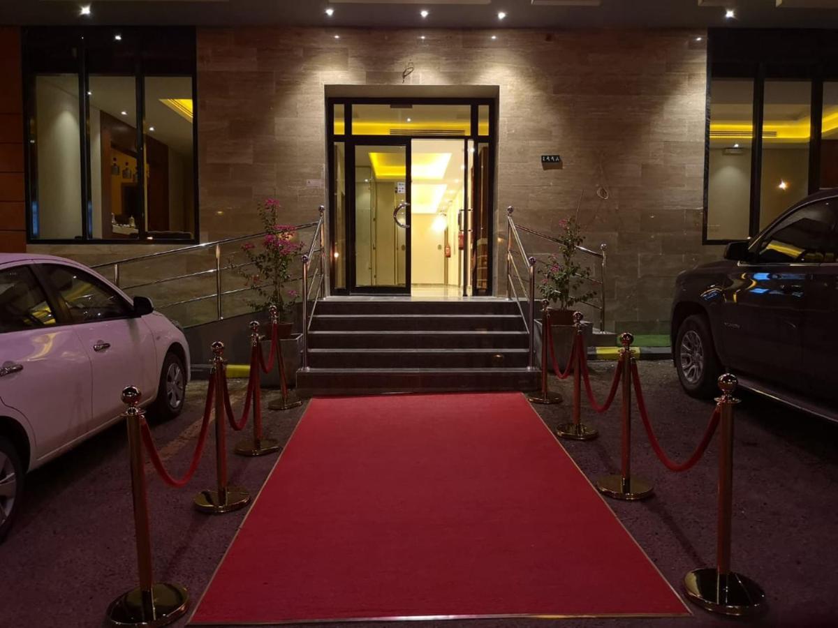 Makarem Hotel Apartments Rijád Kültér fotó