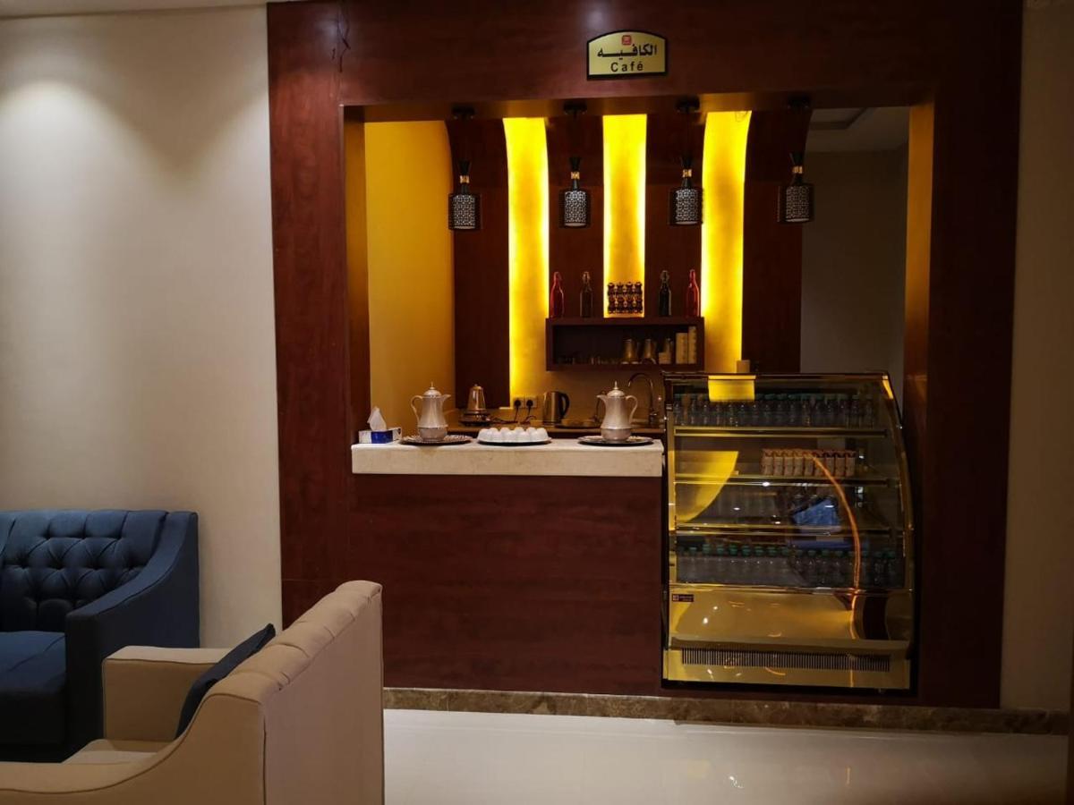 Makarem Hotel Apartments Rijád Kültér fotó
