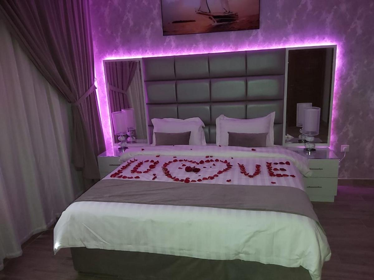 Makarem Hotel Apartments Rijád Kültér fotó